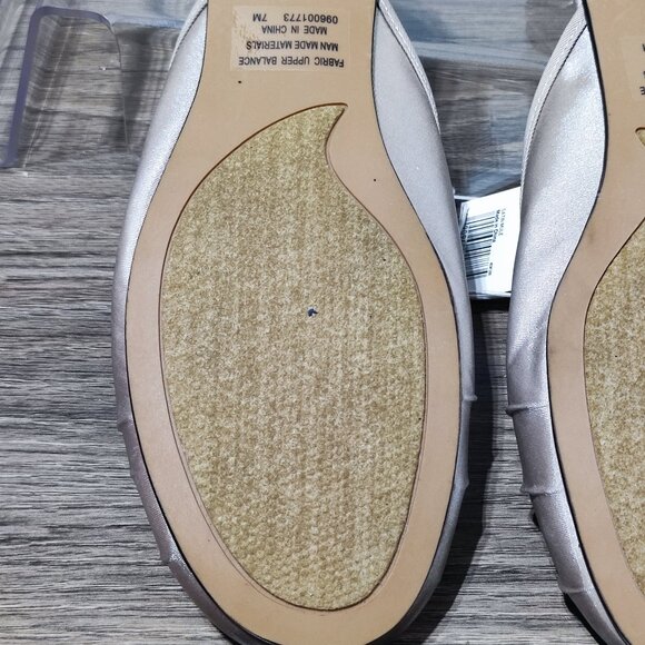 Xhilaration Shayla flats women's size 7M SilverSatin Mule Cushioned Insoles NWT - Picture 11 of 12